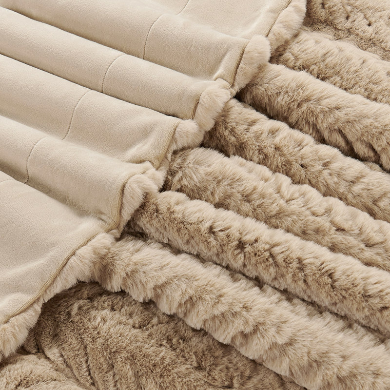 Jeté en fausse fourrure de lapin, Taupe clair, 50 po x 60 po
