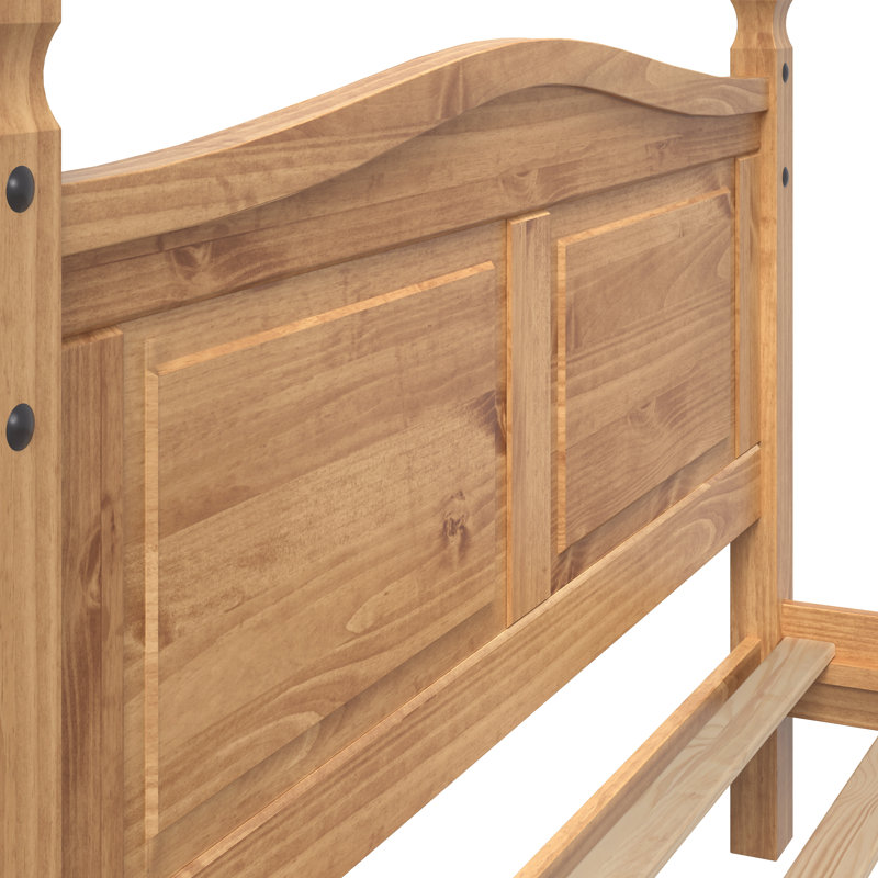 Ensemble de chambre à coucher 4 pièces Enye, une table de chevet, un lit, une grande commode et une large commode de style campagnard en bois massif