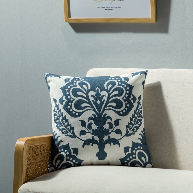 Tappahannock Square Pillow Cover (Set of 2) Dovecove Color: Navy, Size: 20 H x 20 W