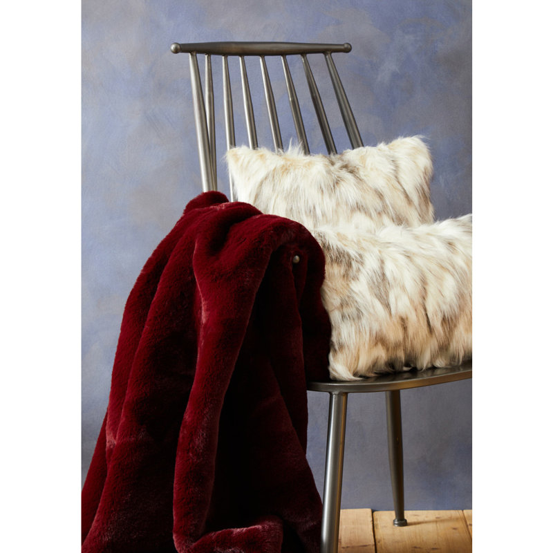 Akiana Bosie Lamina Cream Throw, Red Wine