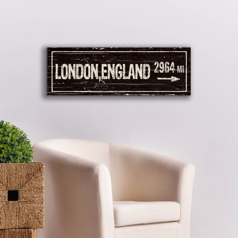 «Destination Signs 4» par Pela Studio, art mural sur toile, H 12 po x l 36 po x P 0,75 po