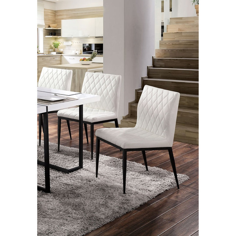 2 chaises contemporaines de salle à manger, structure et cadre en métal noir, coussin de siège ultra-moderne et rembourré, coussin