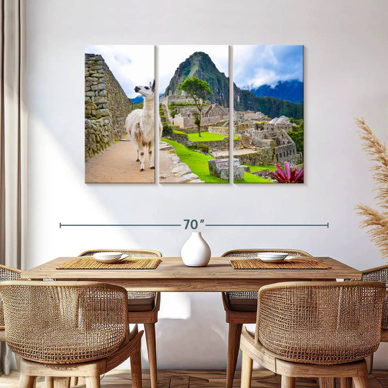 Brampt Peru Llama, 36" H x 57" W