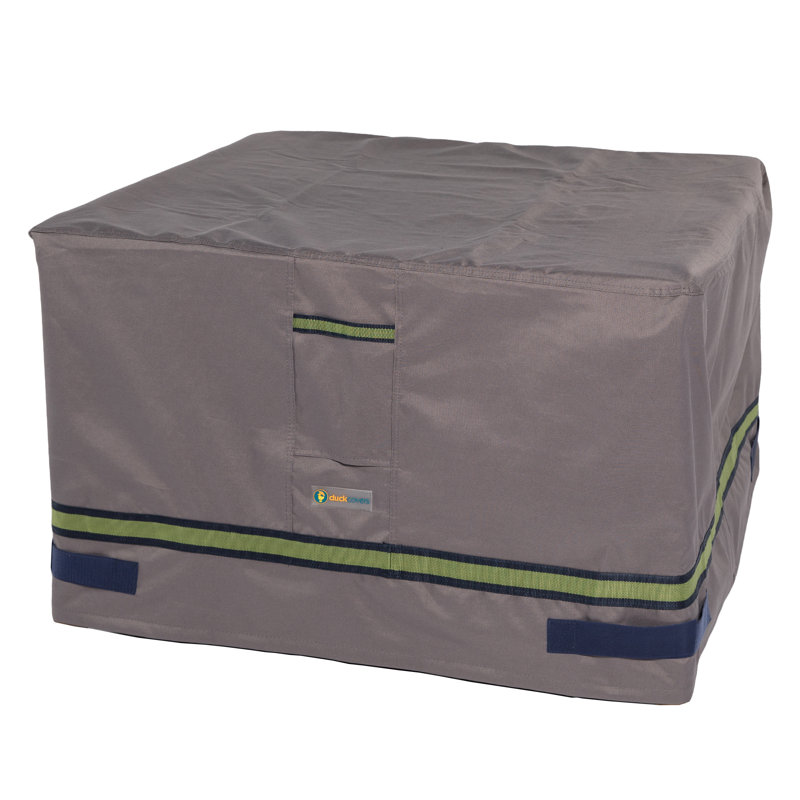 Couvre-foyer d'extérieur imperméable Pierce Soteria, H 24 po x l 50 po x P 50 po