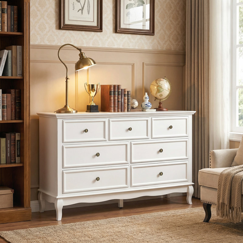 Commode à 7 tiroirs l 53,1 po Blane avec pieds en bois massif, Blanc