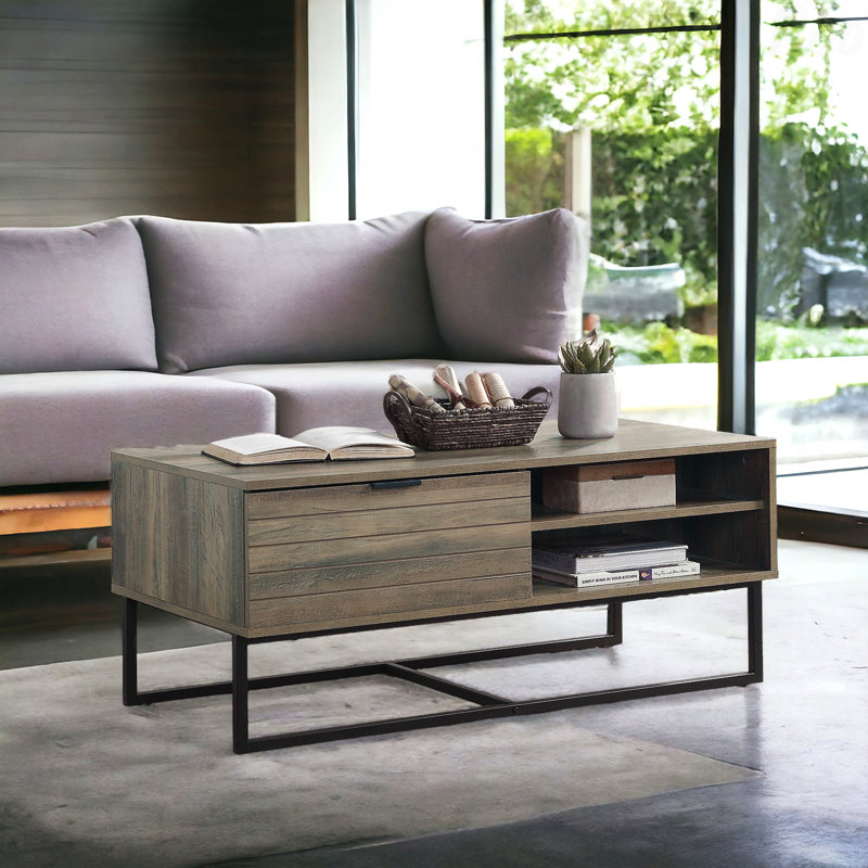 Table basse en chêne rustique