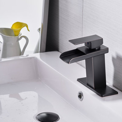 Single-Hole Single-handle Bathroom Faucet with Drain Assembly