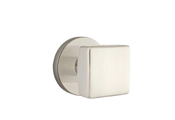 Ensemble de mortaise intérieure Emtek Passage avec rosette à disque et bouton carré (droite), Laiton satiné