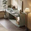 Console avec pieds courbés élégants, pour le vestibule, le couloir ou le salon-528989476