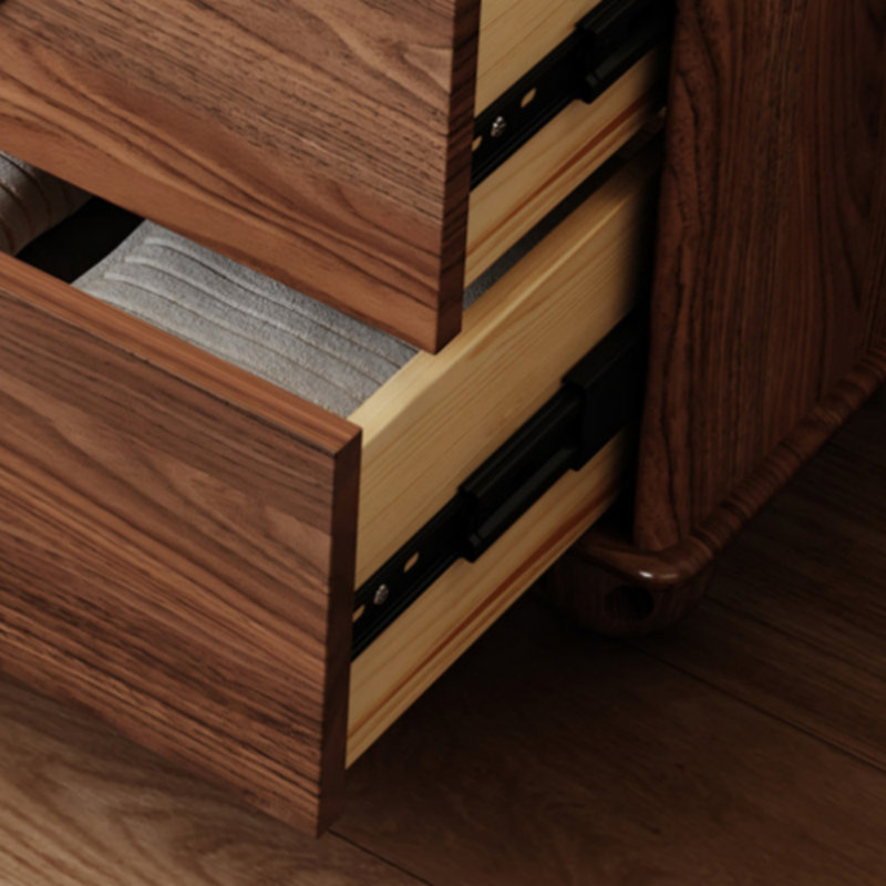 Commode rétro en bois massif