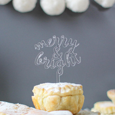 The Seasonal Aisle Kinney Cake Topper