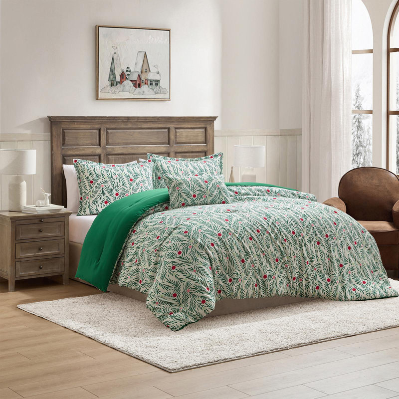 Hallmark Green Branches 4-Piece Holiday Comforter Set, Full/Queen, Queen  Comforter + 2 Standard Shams, Green Wood & Shiplap