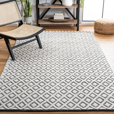 Matamoros Hand Woven Wool Geometric Rug