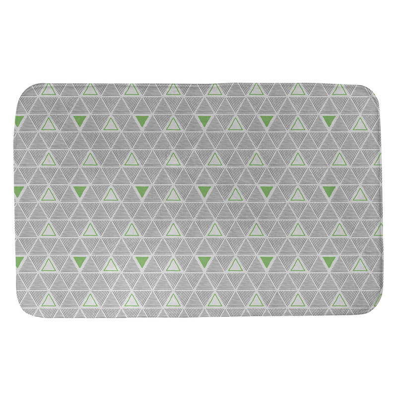 Tapis de bain géométrique à motif de triangles dessinés à la main, l 21 po x L 34 po, Vert