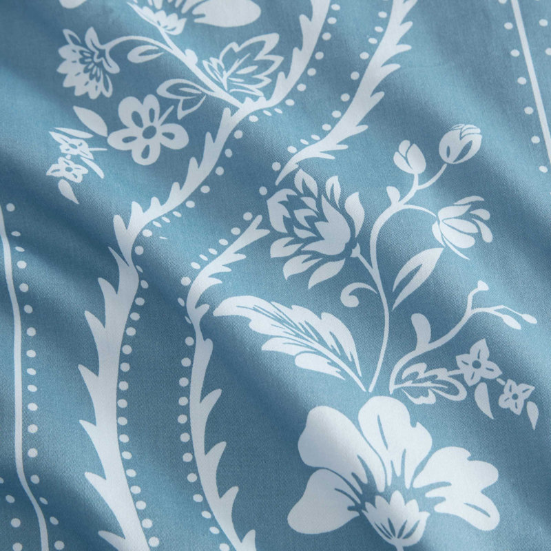 Ensemble d'édredon Martha Stewart Sophia, Motif floral bleu, Édredon pour très grand lit + 2 taies décorativ