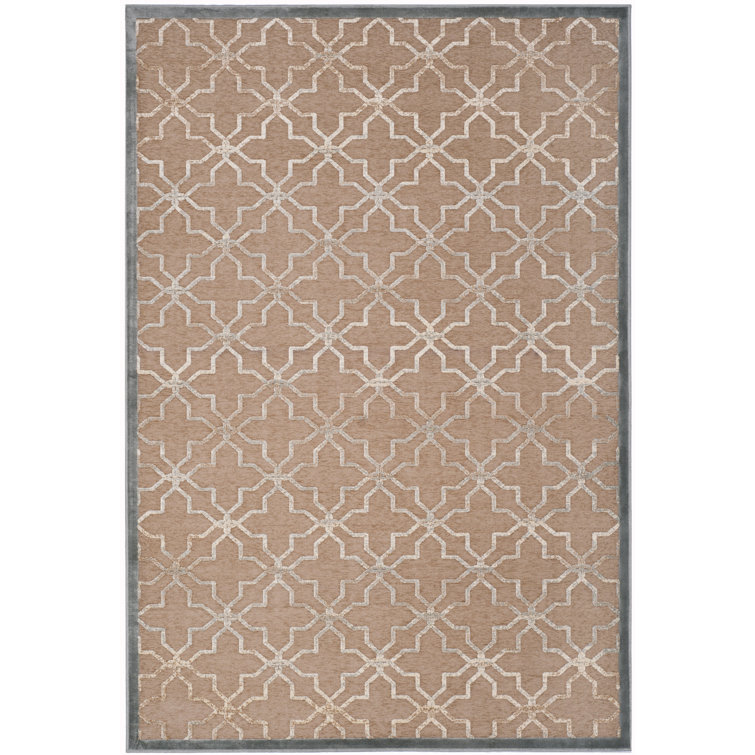 Tapis brun à motif d'étoiles