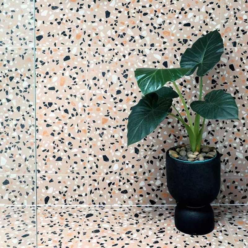Carreau de mur et de plancher en porcelaine mate 24 po x 24 po Terrazzo 2.0, Rose classique