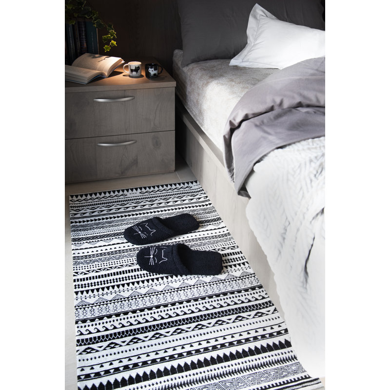 Etnico Chevron Area Rug, Rectangle 55 x 110cm