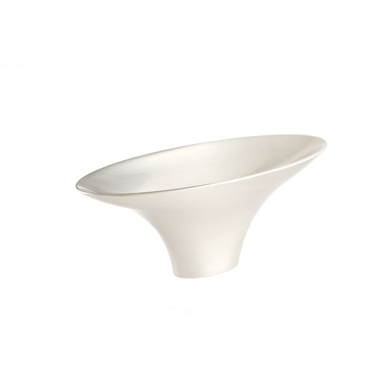 Lotus Oval Knob, Satin Nickel, 1.375" H x 3.5" W x 1.25" D
