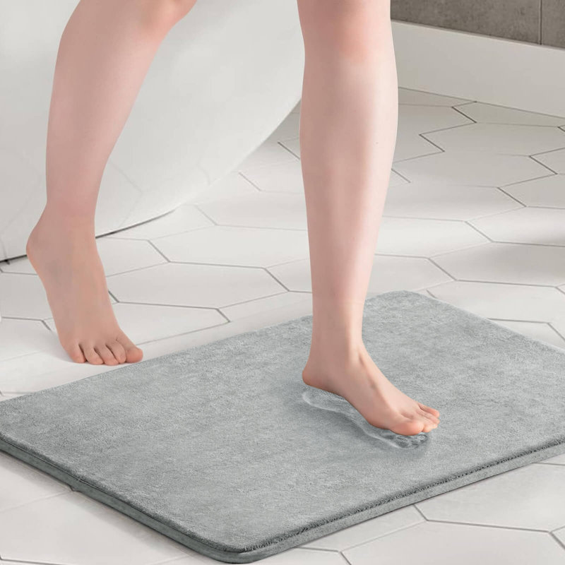 Thick Memory Foam Bath Rugs, Soft Absorbent Velvet Bathroom Mats With Non-Slip Dots Underside, Light Gray