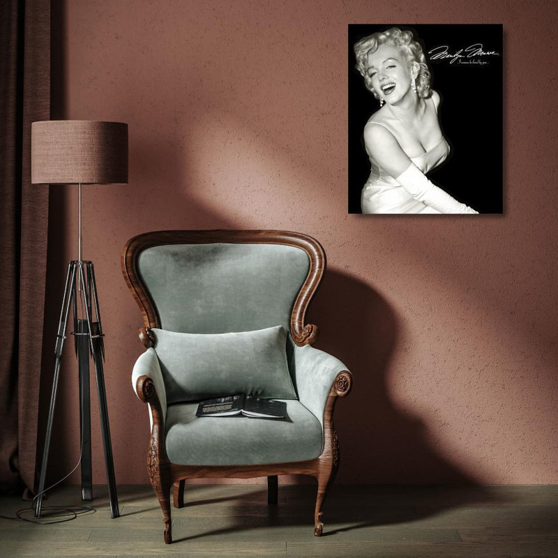 Marilyn Monroe, H 18 po x l 15 po