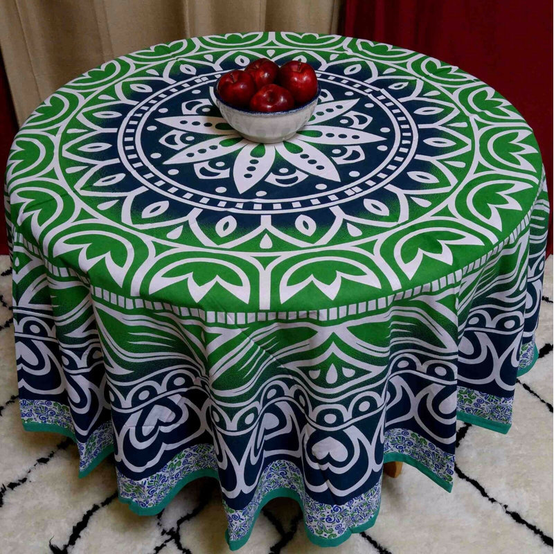 Isulf Cotton Heart Design Beach Tablecloth