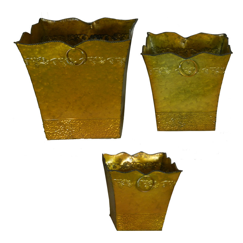 Bauer Metal Pot Planter