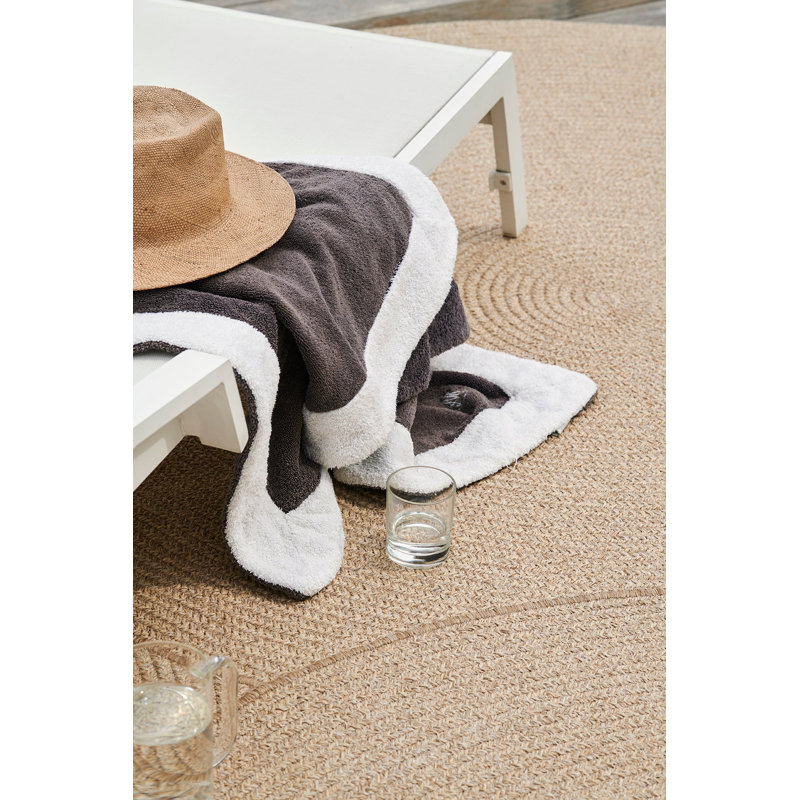 Cloud Outdoor Area Rug in Gray, Novelty 7'7" x 10'6"