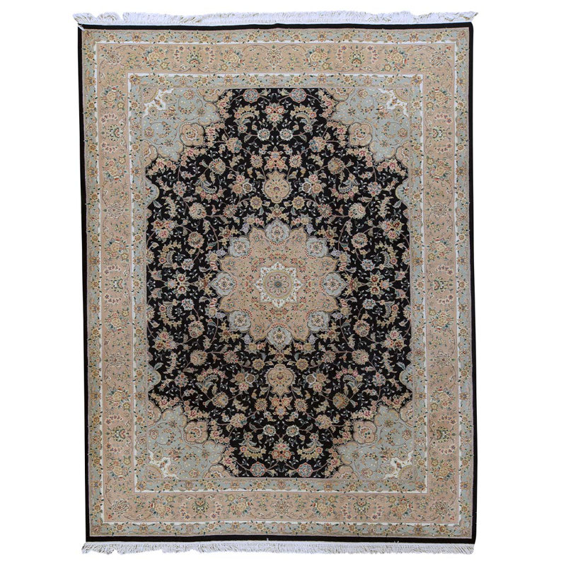 Hand Woven Wool Oriental Area Rug