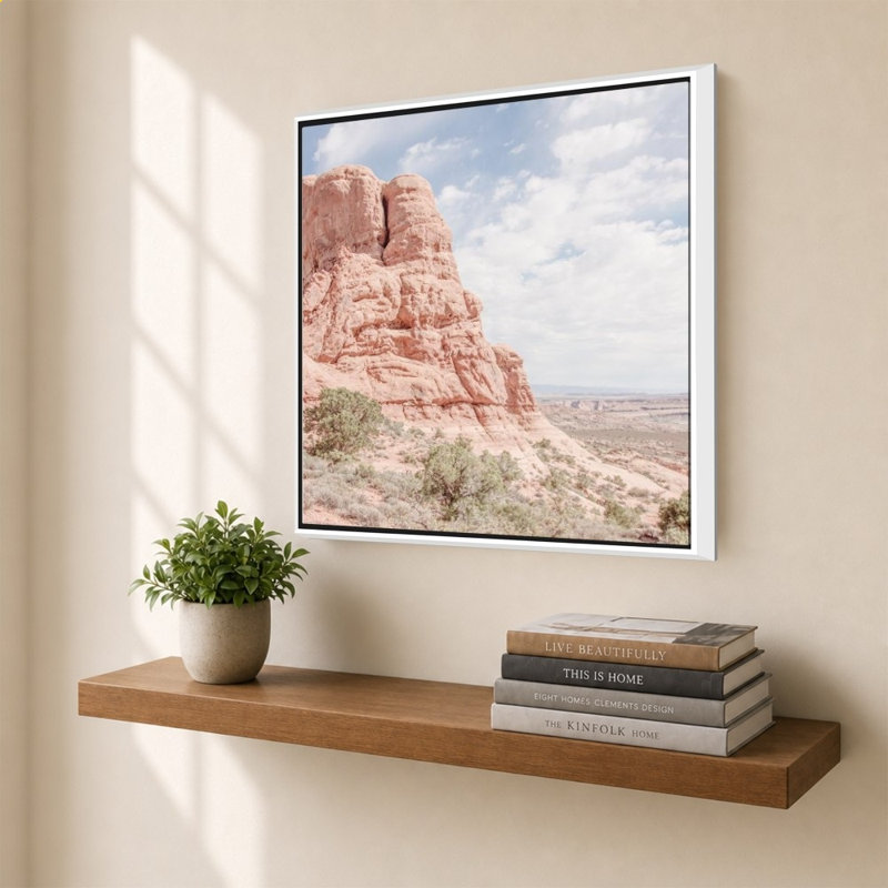 «Day Hike I» par Elizabeth Urquhart - Impression sur toile, H 40 po x l 40 po, Blanc