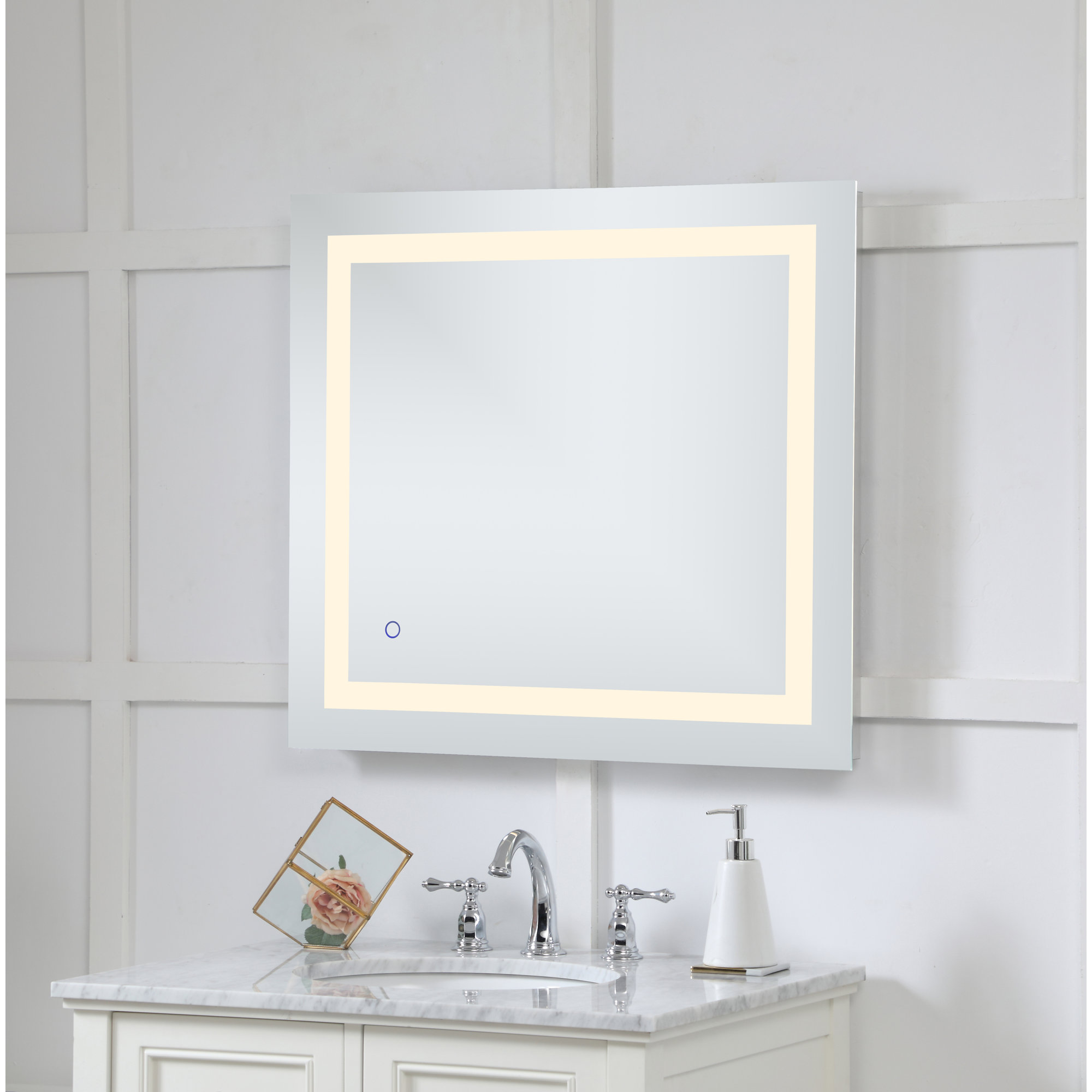 Scoles Flat Wall Mirror, 30" x 27"