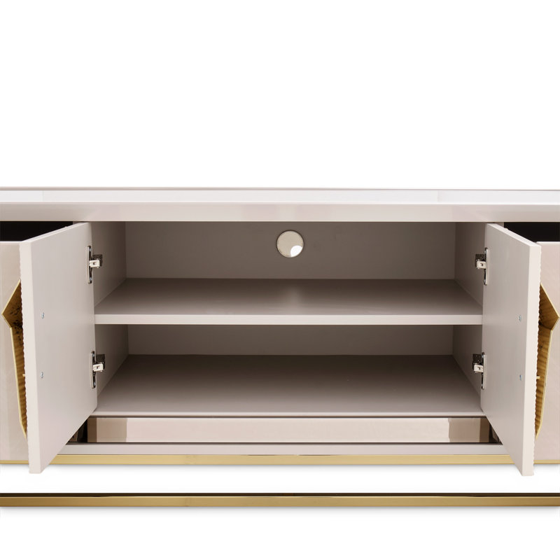 Carmela Media Console