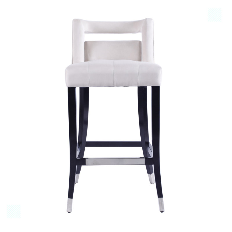 Chaise de salle à manger en velours suède avec têtes de clous, Tissu crème
