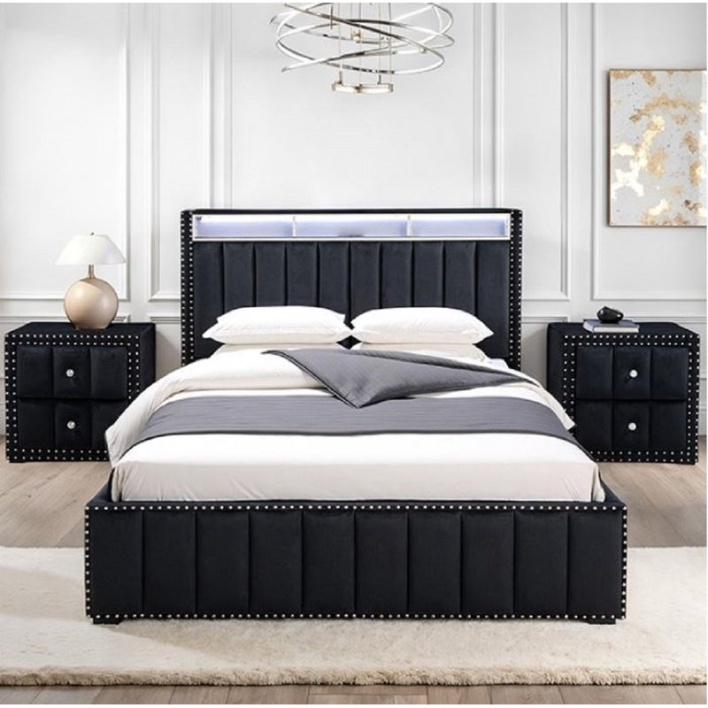 Ensemble de grand lit capitonné noir avec tables de chevet Ferryhill, Black