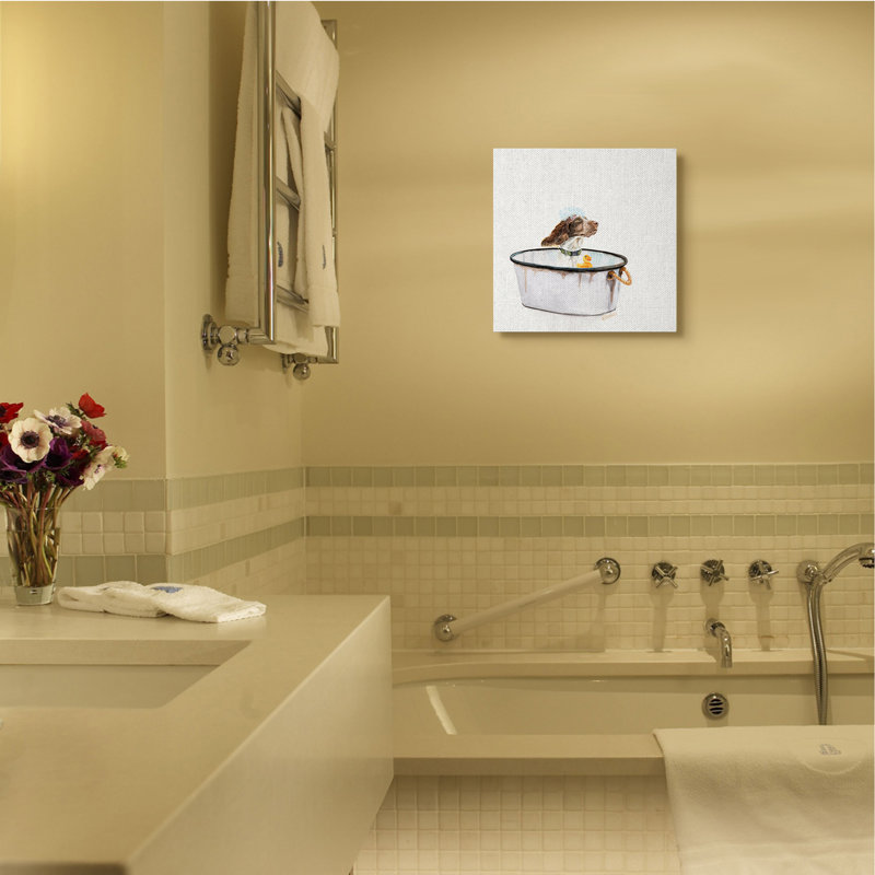 Chien dans une boîte de bain avec canard en caoutchouc, Toile tendue, H 17 po x l 17 po x P 1,5 po