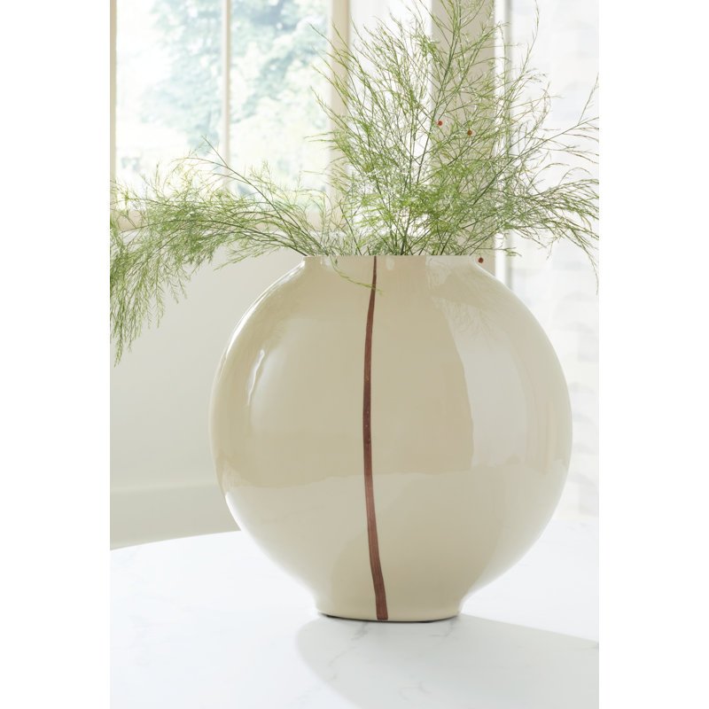 Cetera Vase, 12.5" H x 13.25" W x 7.5" D