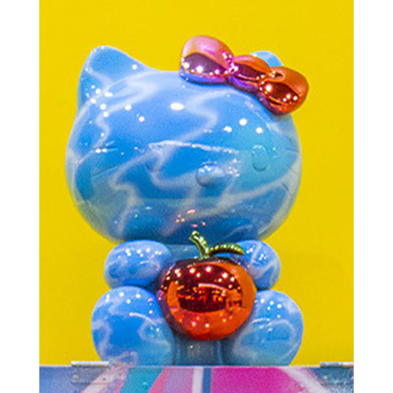 Hello Kitty GRAFFITI Blue with Green Apple 21in, Blue/Green