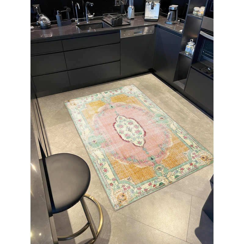 Tapis décoratif multicolore à motif floral traditionnel, Tapis de couloir 3 pi 3,37 po x 9 pi 10,11 po