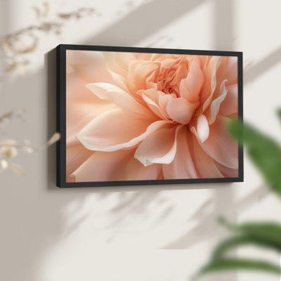 «Peachy Petal Poetry II», reproduction encadrée