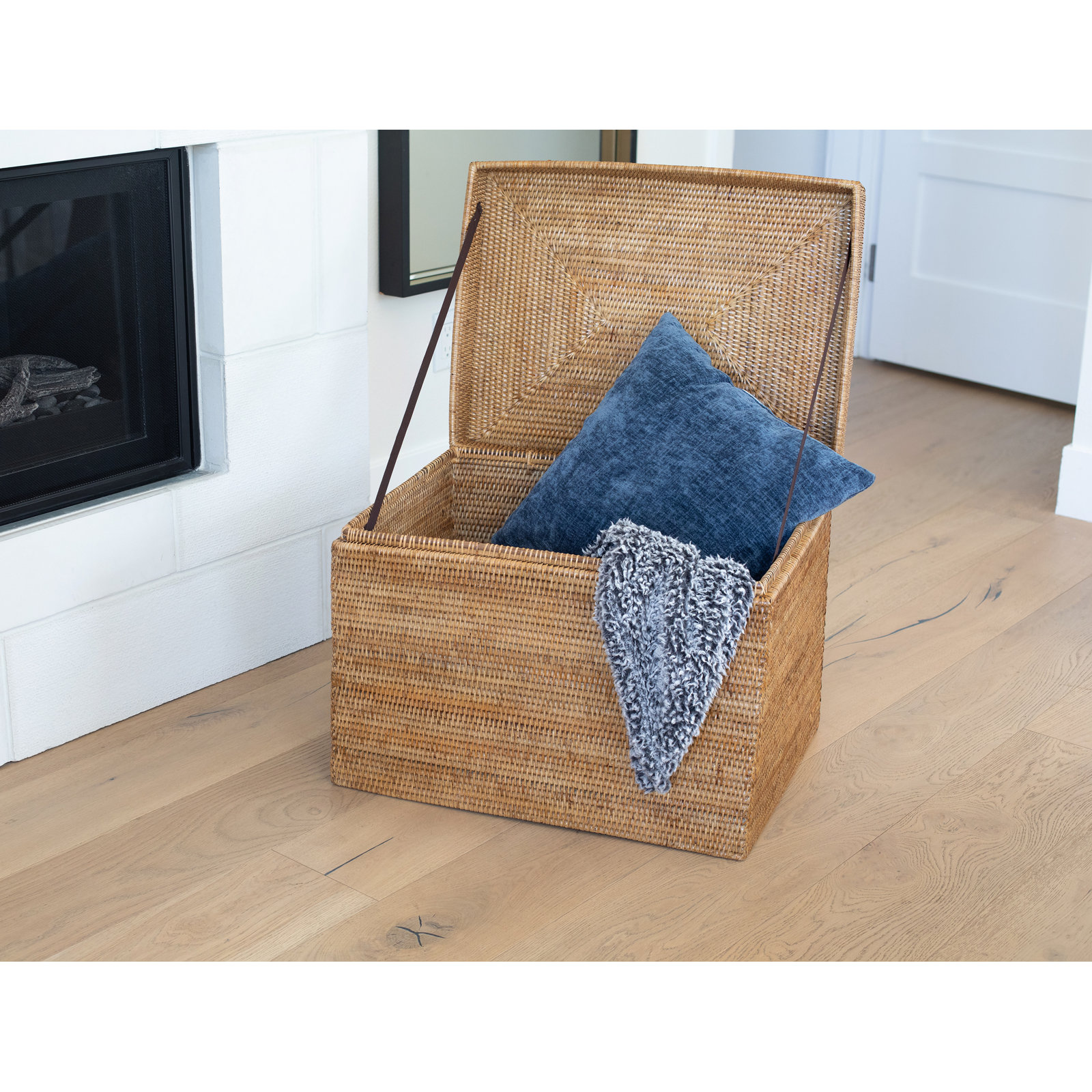 Lambert Wicker Storage Trunk, Honey Brown, 17" H x 23" W x 17" D
