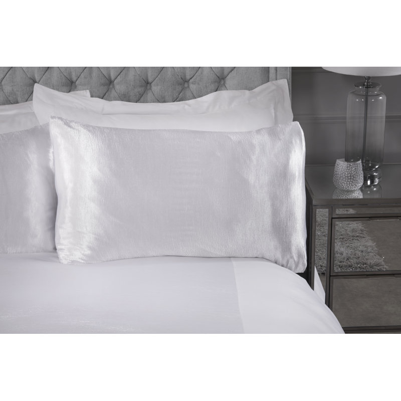 Aurianna Polyester Solid Colour Duvet Cover Set with Pillowcases Included, White, Single - 1 Standard Pillowcase