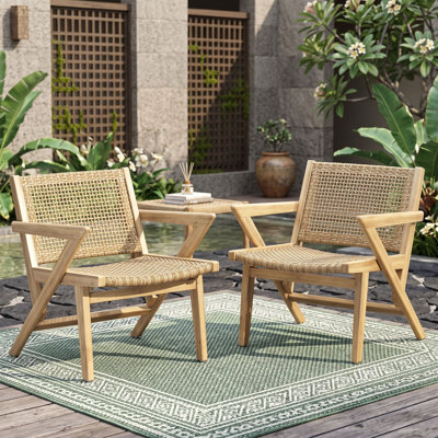 Outdoor Lounge Chair