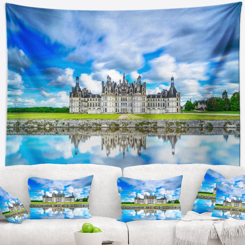 Paysage, château de Chambord, tapisserie bleue, H 32 po x l 39 po