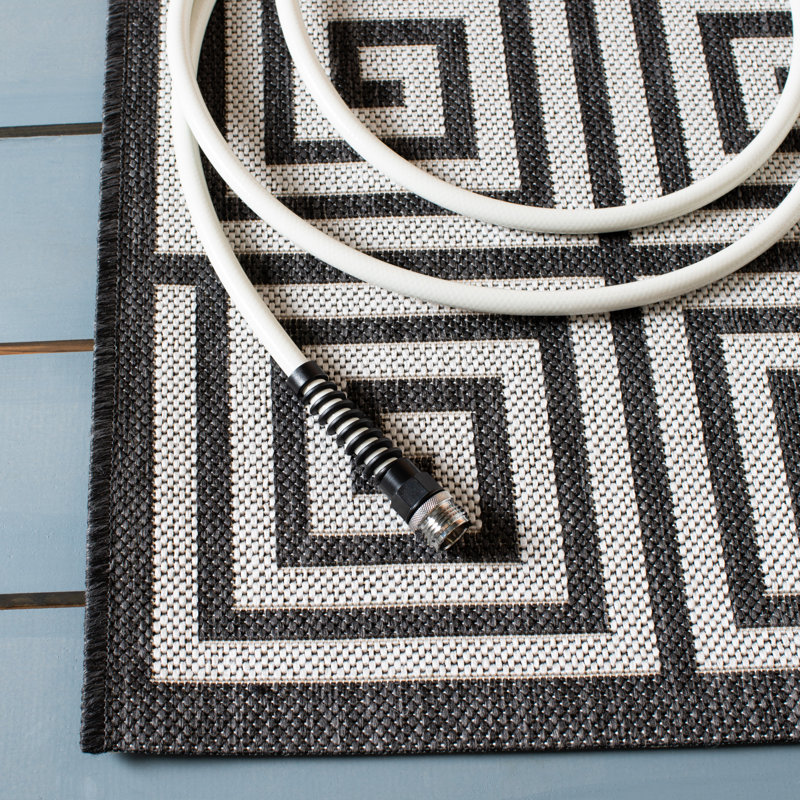Headrick Performance Geometric Indoor/Outdoor Area Rug, Square 6'7"