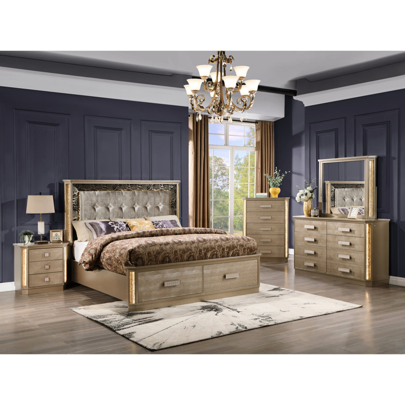 Grand lit avec tête de lit délicate en or - Fabrication en bois élégante