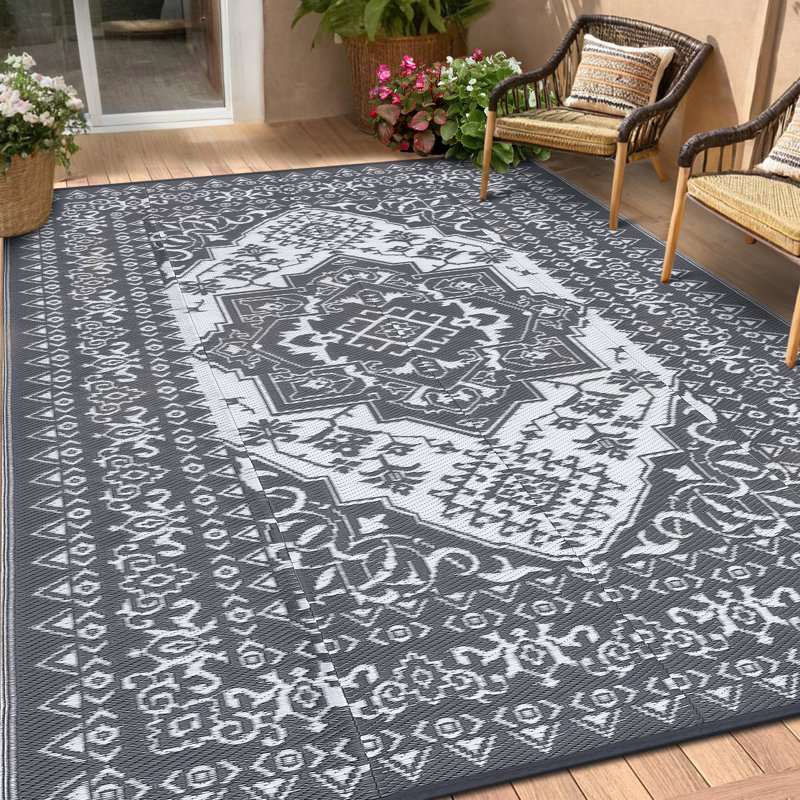 8' x 10' Reversible Outdoor Rug, Waterproof Plastic Straw with Vintage Medallion Pattern, Lightweight and Easy-Clean Patio Mat for Deck, Balcony, Camping or Beach