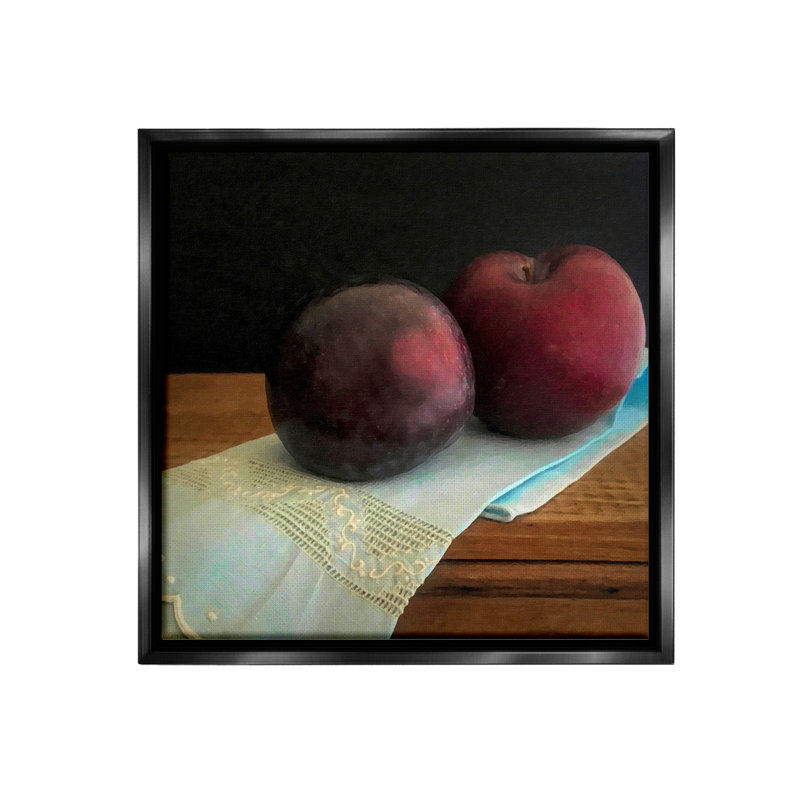 «Two Plums Still Life» sur, Noir, H 25 po x l 25 po