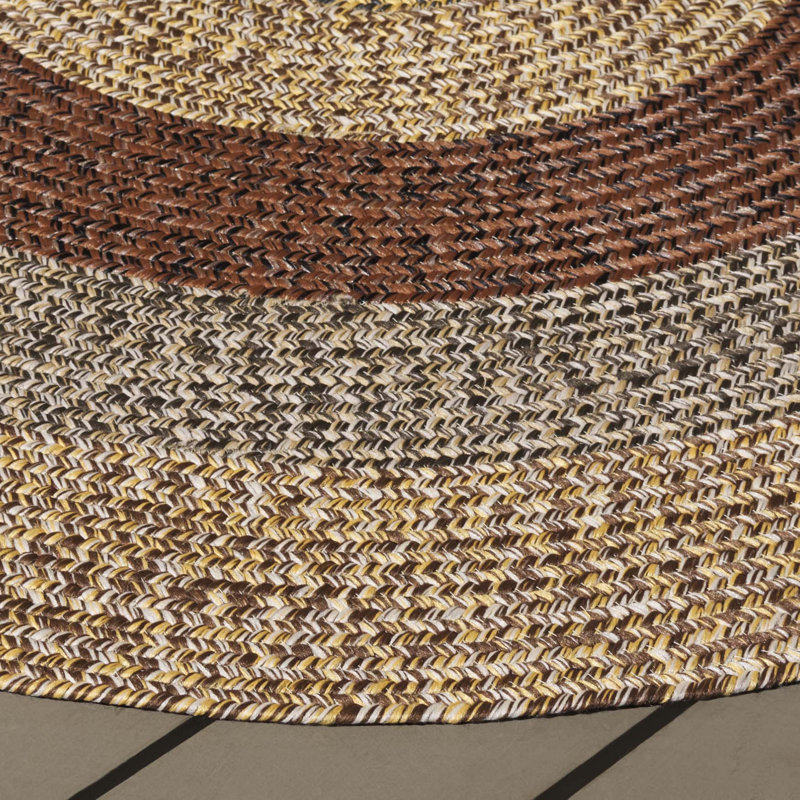 Welling Woven Performance Machine Washable Performance Chevron Indoor/Outdoor Area Rug, Round 5'