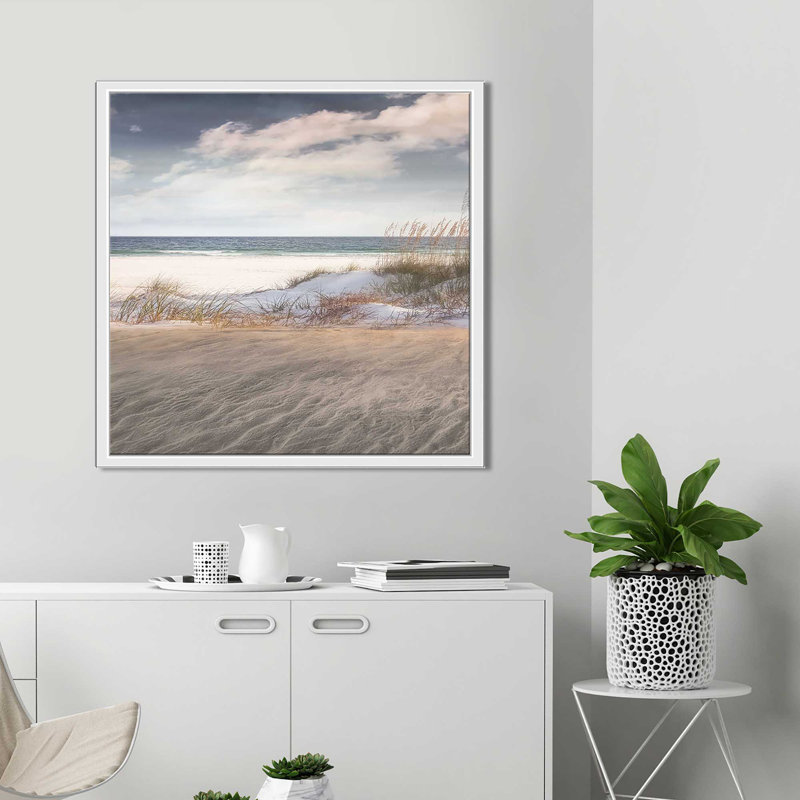Reproduction de photo «Parmi les herbes marines», H 31,5 po x l 31,5 po x P 2 po, Cadre flottant blanc