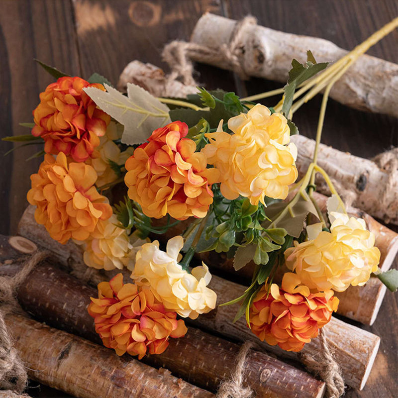 4 faisceaux de fleurs d'hortensia artificielles pour bouquets de fleurs, Orange